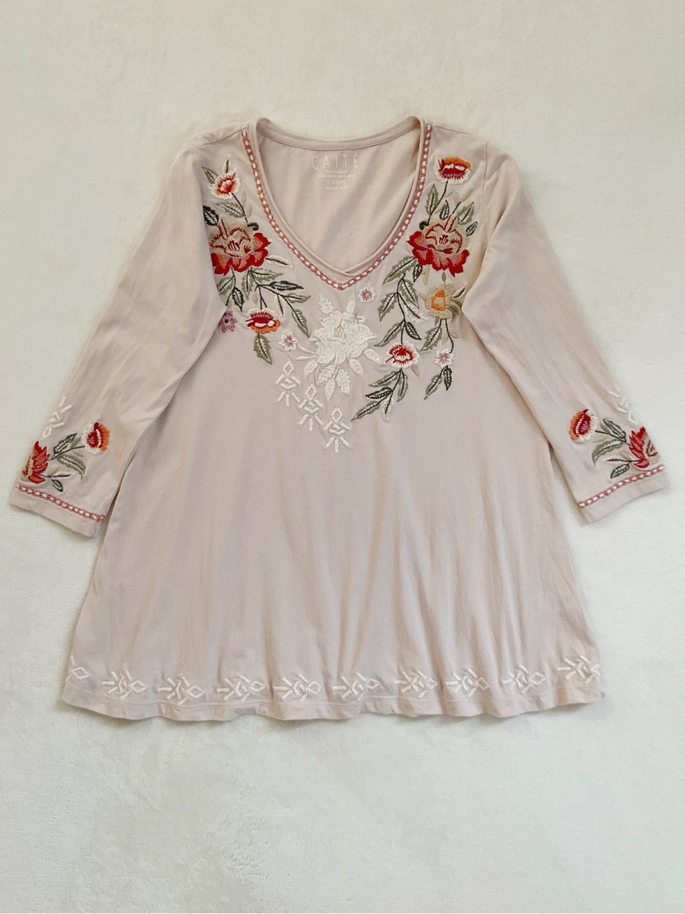 Caite Nicole Tunic Top XS Blush Beige Pink Embroidered Boho 100% Cotton